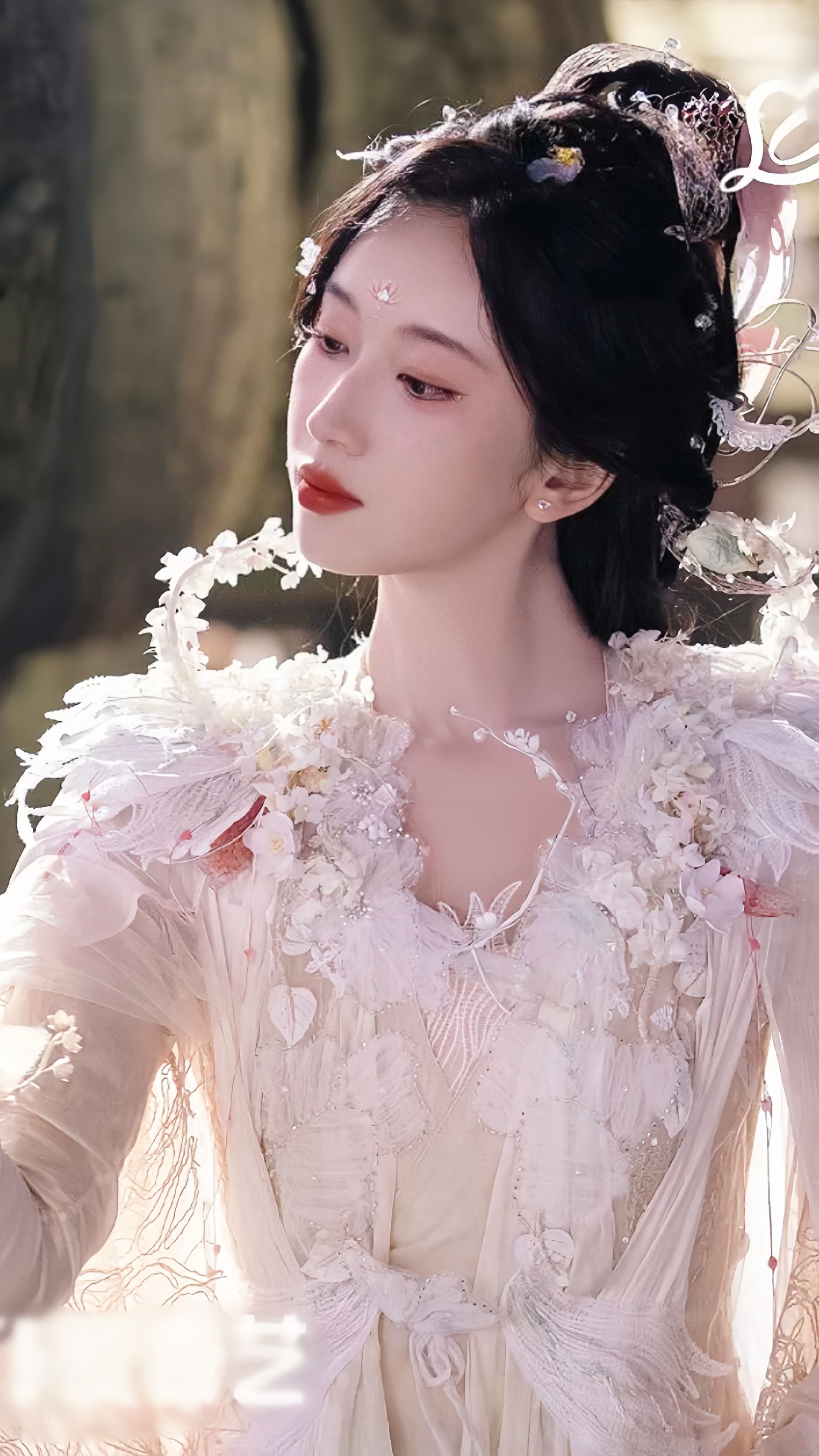 The Elegance of Cheongsam Beauty in a Flowing Dress The Elegance of Cheongsam Beauty in a Flowing Dress