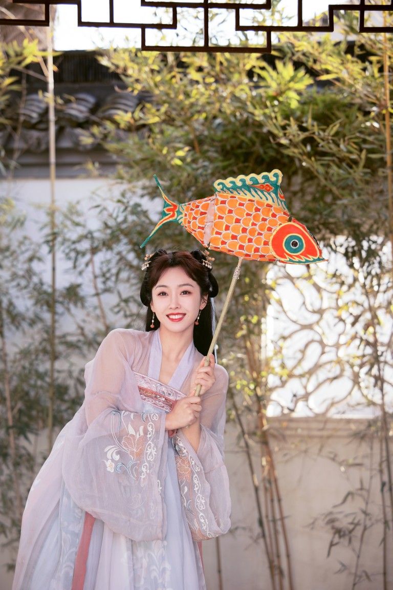 The Introduction of Hanfu for Children:Embracing Traditional Chinese Culture for a Ten-Year-Old
