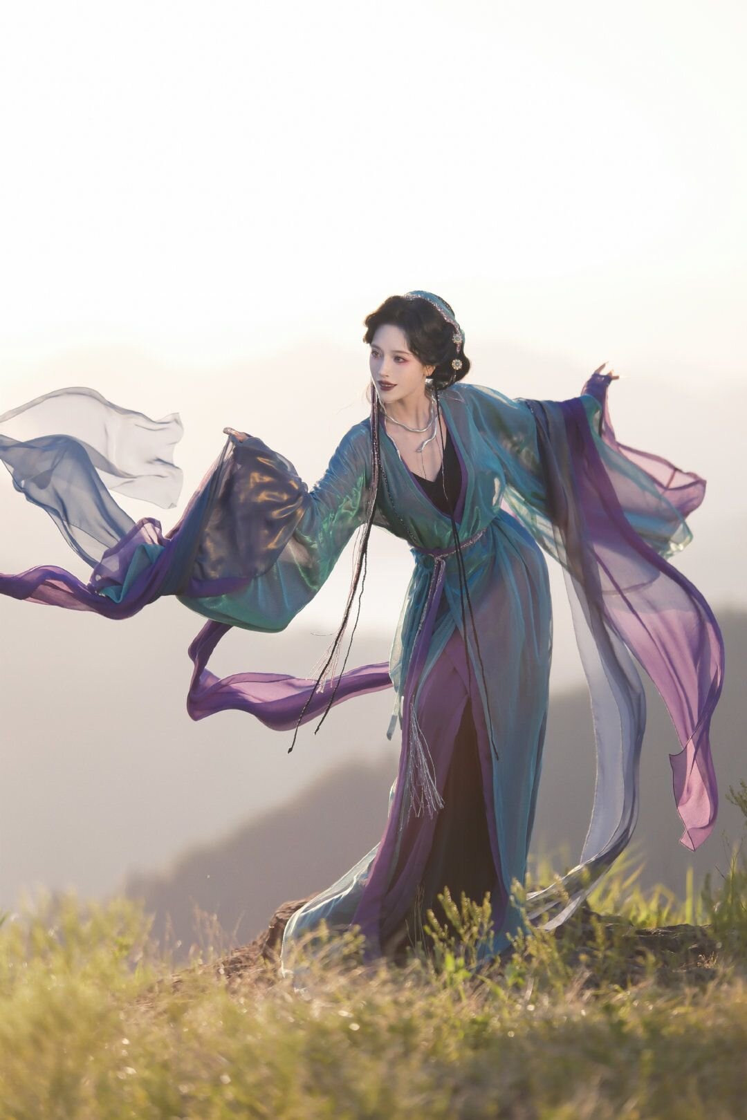 Elegant Long Hanfu Dress:A Journey into Traditional Chinese Beauty