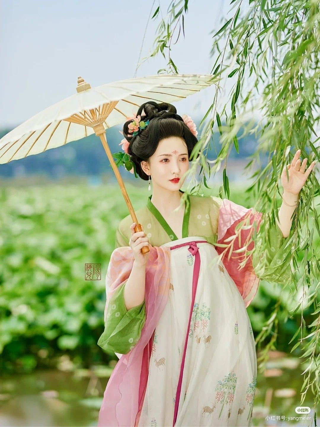 The Revival of Hanfu:Exploring the Ancient Charm of Xiangsi Qushuang-Style Han Clothing The Revival of Hanfu:Exploring the Ancient Charm of Xiangsi Qushuang-Style Han Clothing