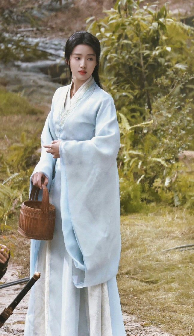 The Charm of Cheongsam Skirts for Little Girls