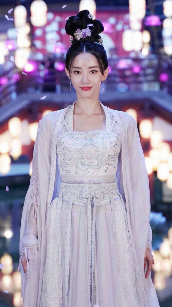 The Splendor of Tang-Style Hanfu:A Princess Journey Through Ancient China