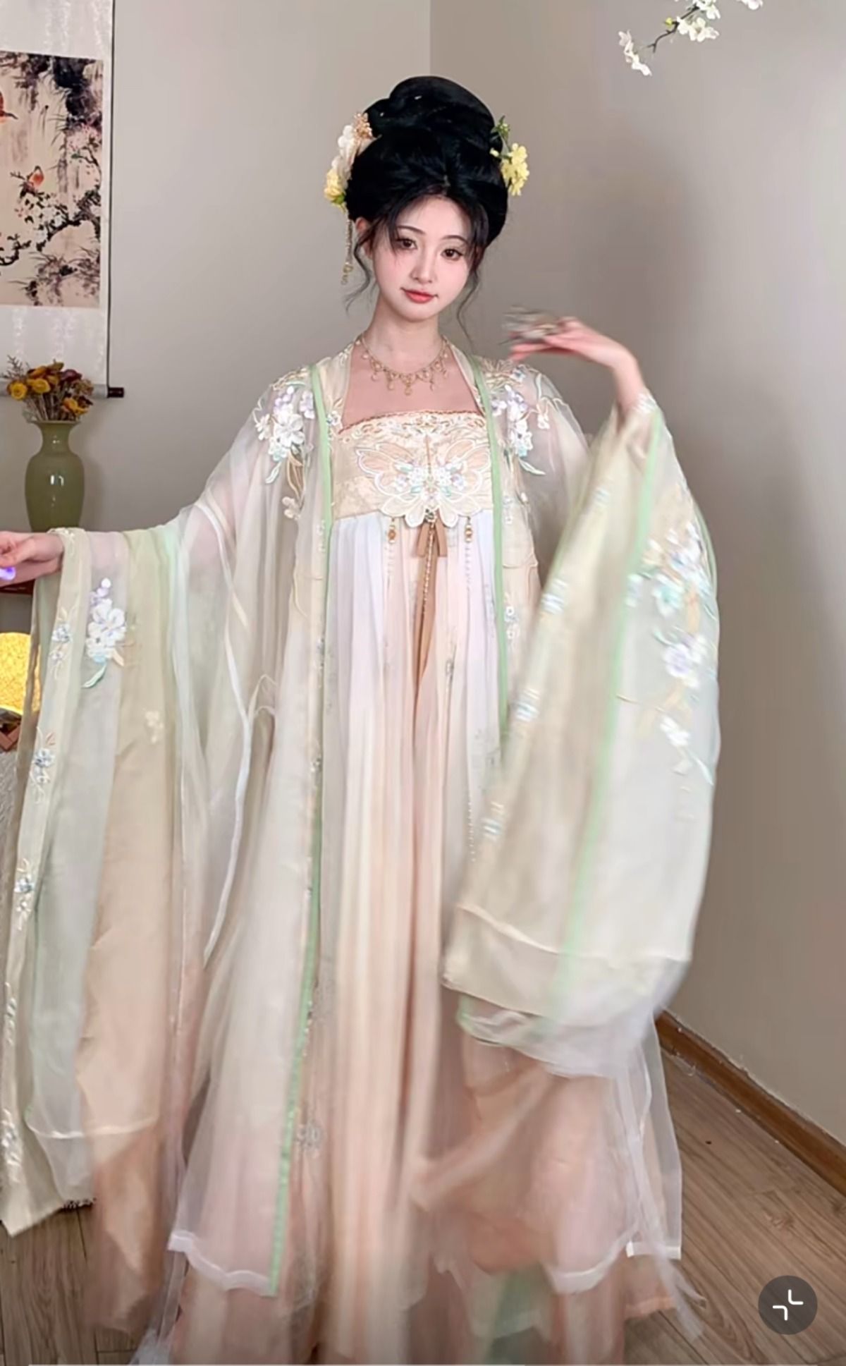 Authentic Hanfu Womens Summerwear:An Insight into Traditional Elegance