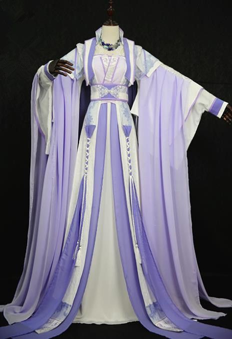 The Dominating Power of a 14-Year-Old Hanfu-Wearing Girl