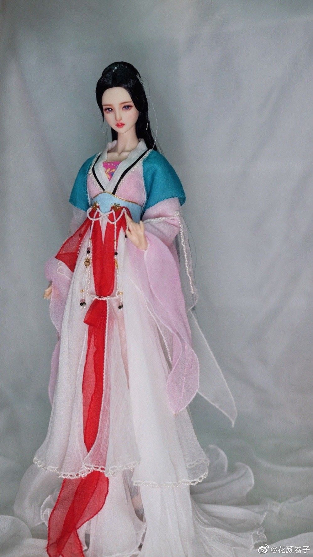 Hanfu Family Fashion:Traditional Elegance in Parent-Child Cosplay Hanfu Family Fashion:Traditional Elegance in Parent-Child Cosplay