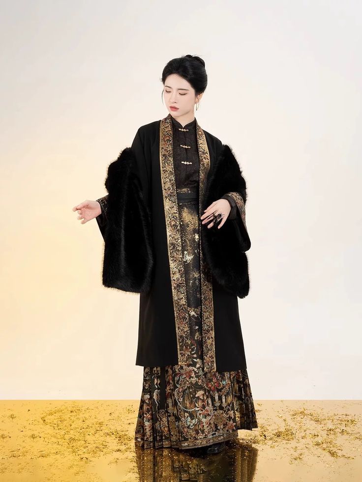 The Splendor of Chinese-Style Cheongsam:A Cultural Icon of Elegance and Tradition The Splendor of Chinese-Style Cheongsam:A Cultural Icon of Elegance and Tradition