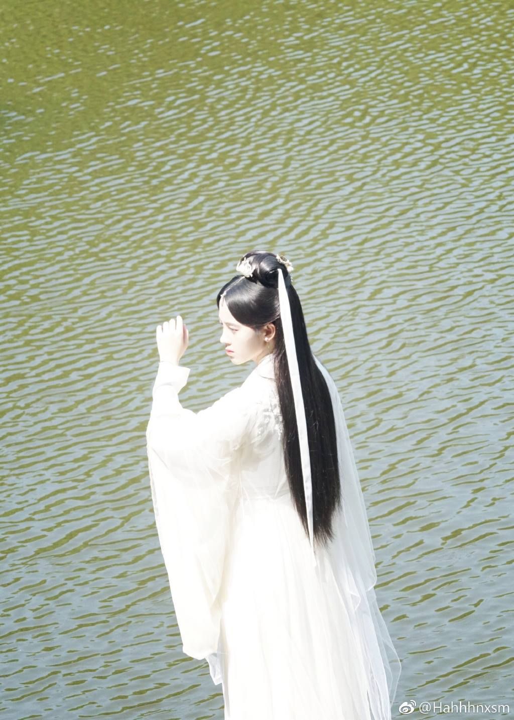 The Allure of Cheongsam and Engagement Shoes:A Cultural Blend of Tradition and Modernity The Allure of Cheongsam and Engagement Shoes:A Cultural Blend of Tradition and Modernity