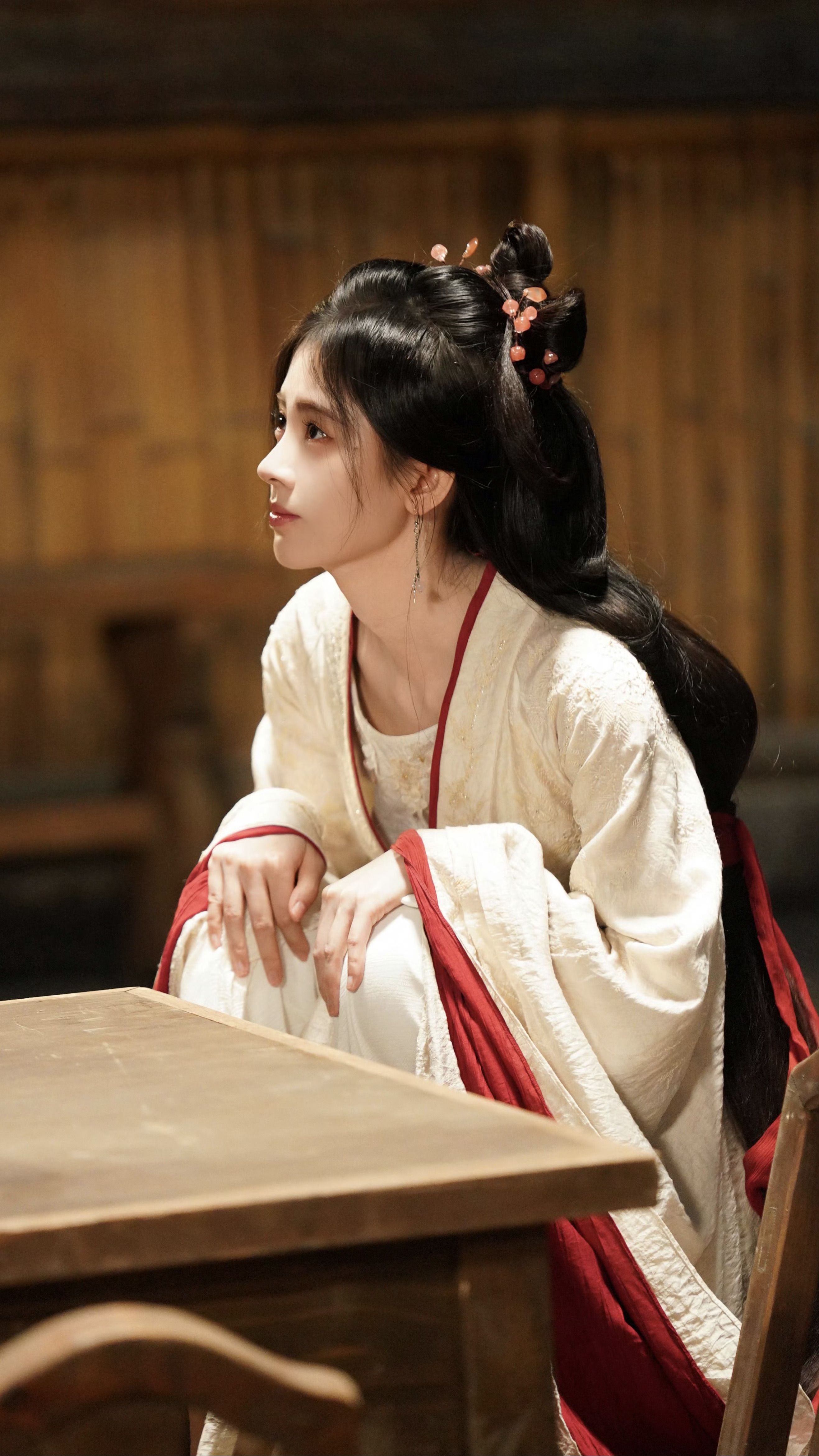 Elegant Hanfu Costumes for Little Girls:A Guide to High-End Traditional Fashion