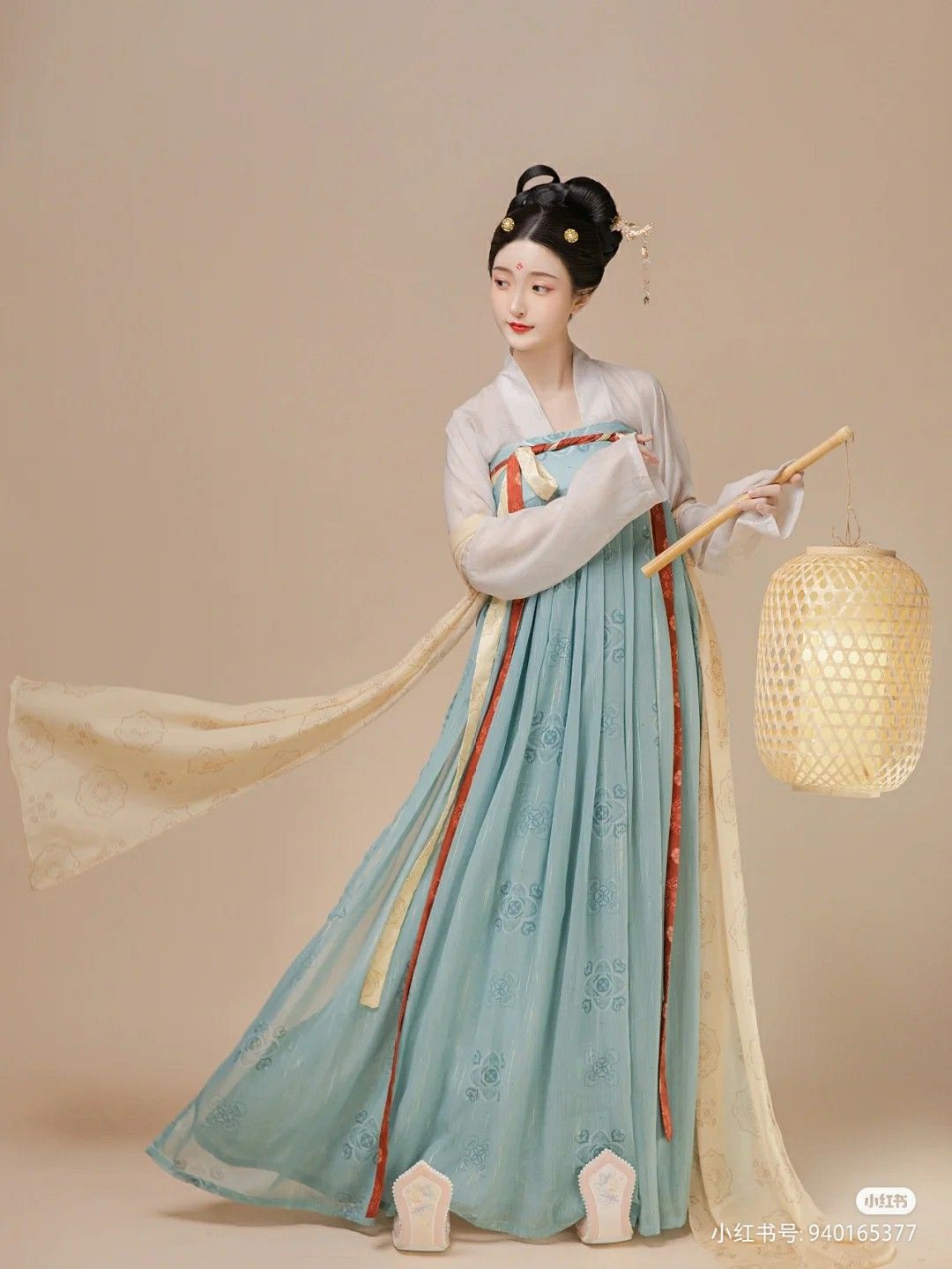 The Enchanting Blue of Hanfu:A Journey into the Immortal Beauty of Traditional Chinese Clothing The Enchanting Blue of Hanfu:A Journey into the Immortal Beauty of Traditional Chinese Clothing