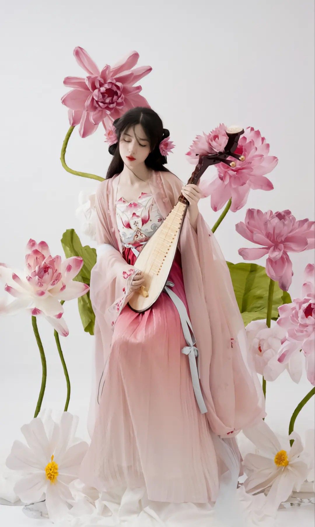 Elegant Adult Womens Hanfu Fashion:A Journey into Ancient Chinese Style