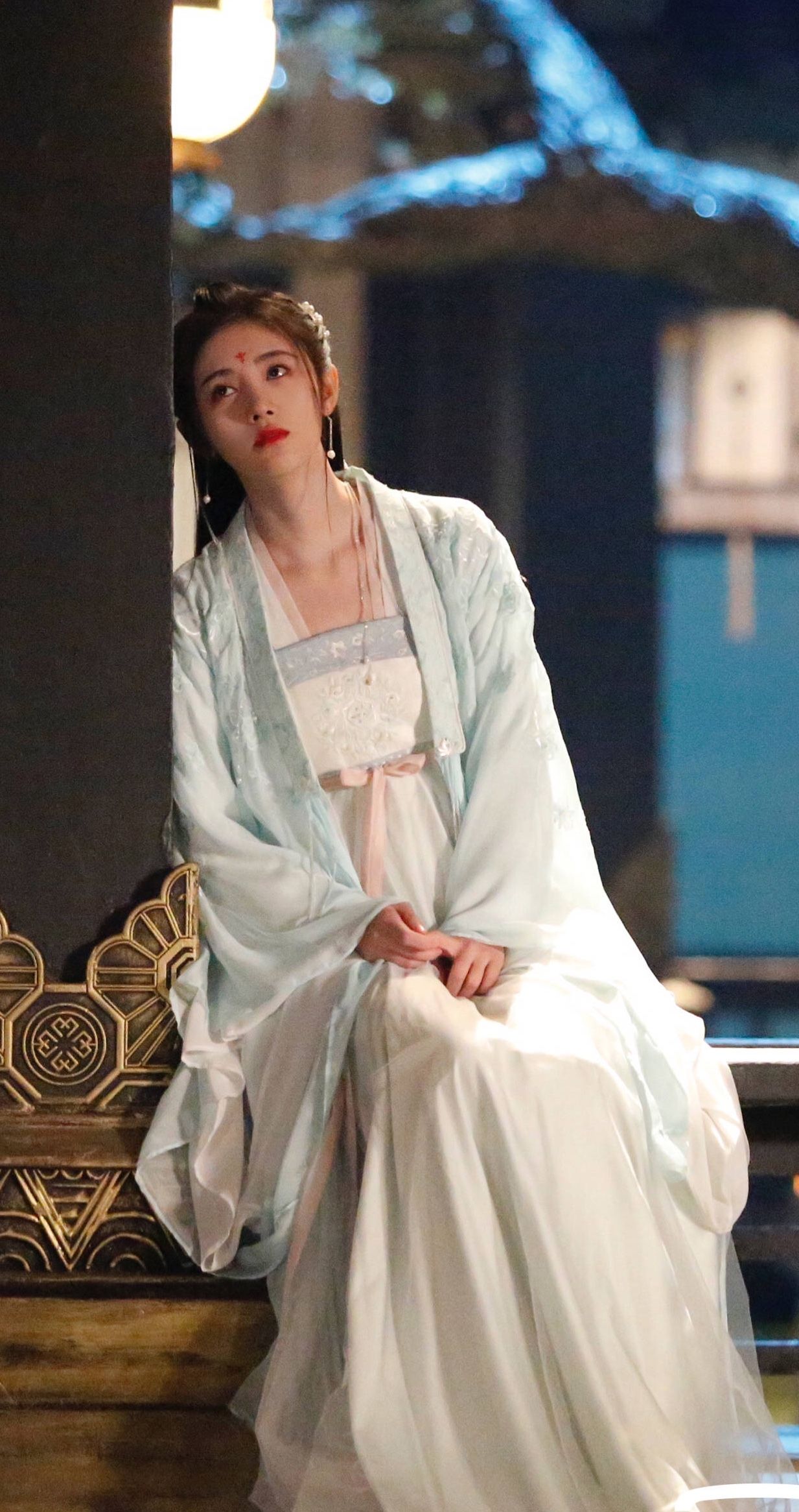 Winter Elegance in a Light Green Horseface Skirt