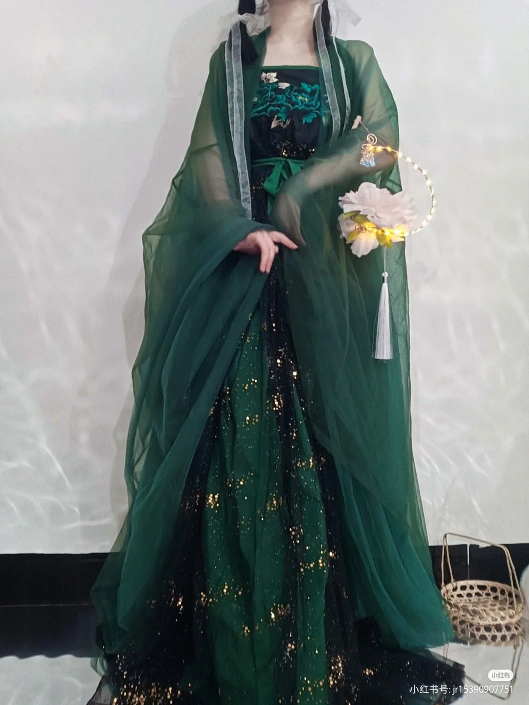 The Evolution of Traditional Hanfu Shoes:A Journey Through Time and Style The Evolution of Traditional Hanfu Shoes:A Journey Through Time and Style