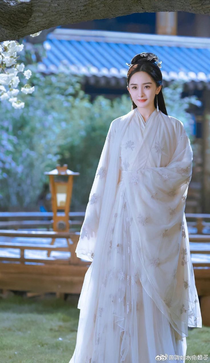 The Classic Dance Qipao Collar Blouse:A Blend of Tradition and Elegance The Classic Dance Qipao Collar Blouse:A Blend of Tradition and Elegance