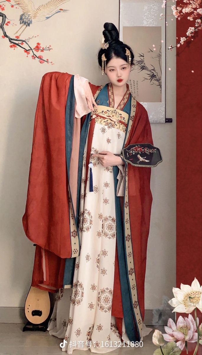 Adult Womens Hanfu Costume Suites:A Glimpse into Traditional Elegance