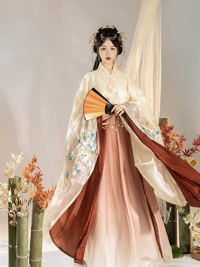 Daily Qipao Fashion in Summer:A Guide to Styling and Comfort