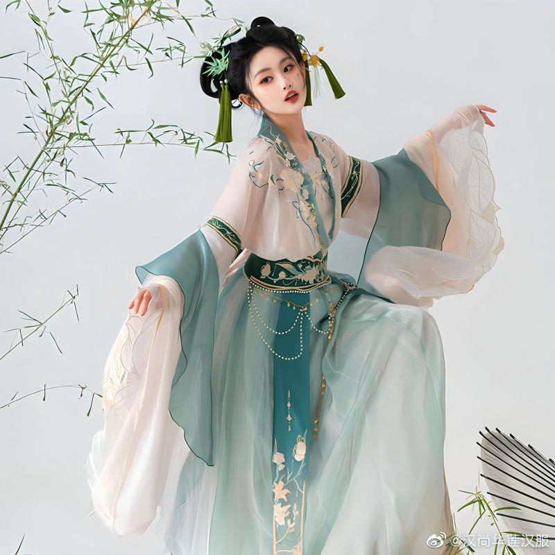 Chinese Red Tang Suit Womens Winter Fashion:A Blend of Tradition and Modernity Chinese Red Tang Suit Womens Winter Fashion:A Blend of Tradition and Modernity