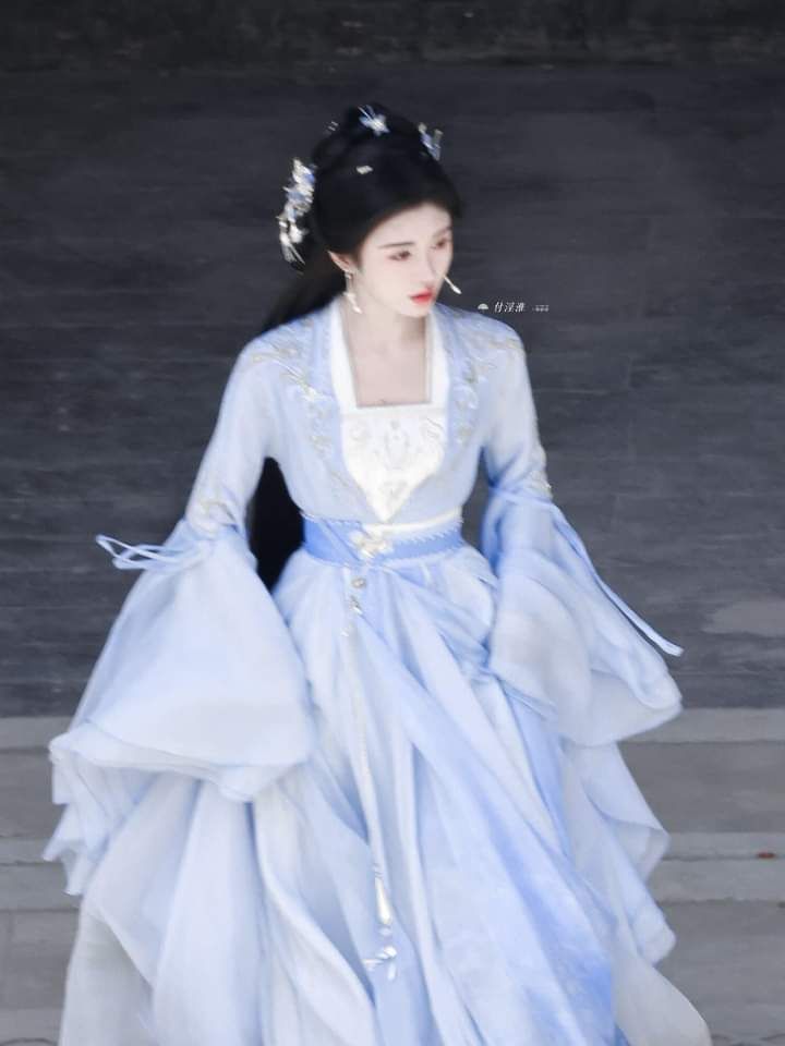 Summer Hanfu Dress Sets for Girls:A Blend of Tradition and Modern Comfort
