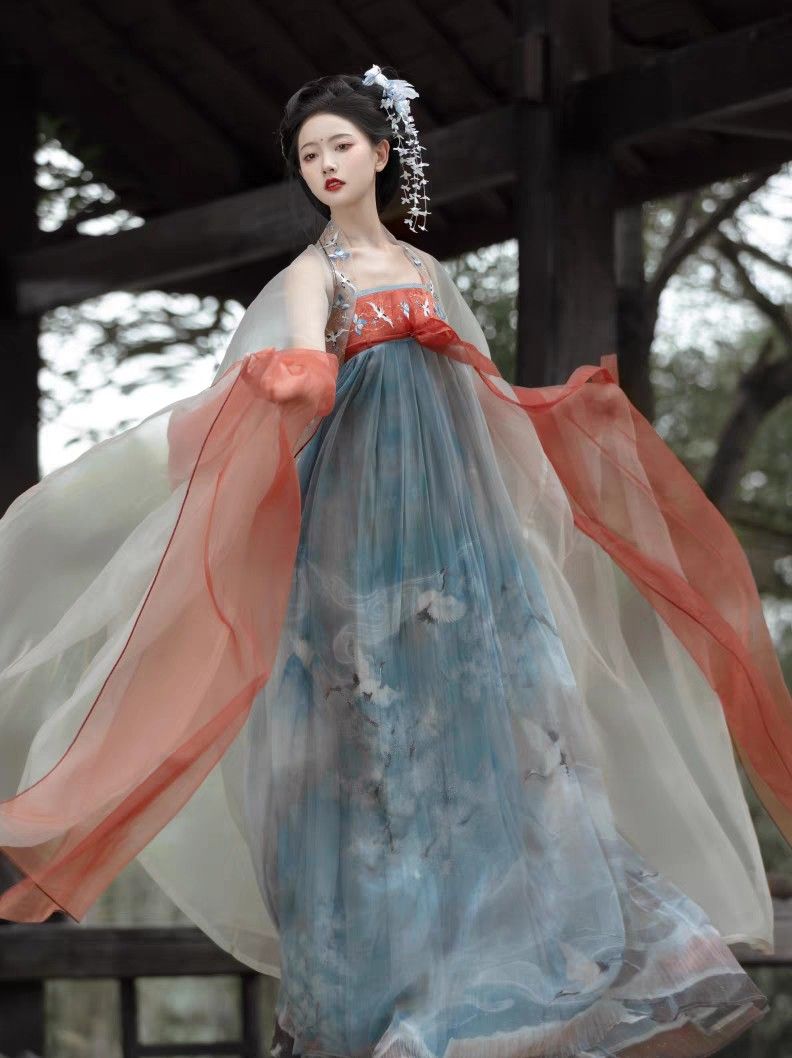 The Cultural Significance of Phoenix Patterns in Ma-Men Skirt:A Blend of Tradition and Fashion The Cultural Significance of Phoenix Patterns in Ma-Men Skirt:A Blend of Tradition and Fashion