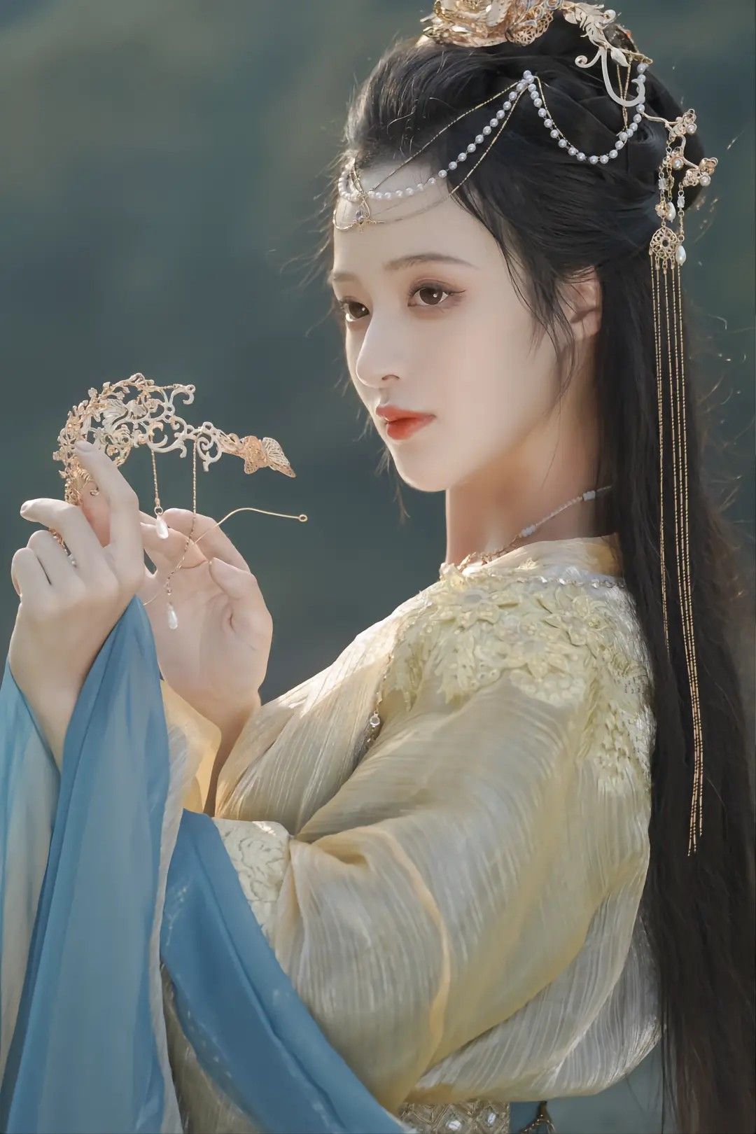 Water Cloud Original Hanfu Boutique:A Journey into the Essence of Traditional Chinese Fashion