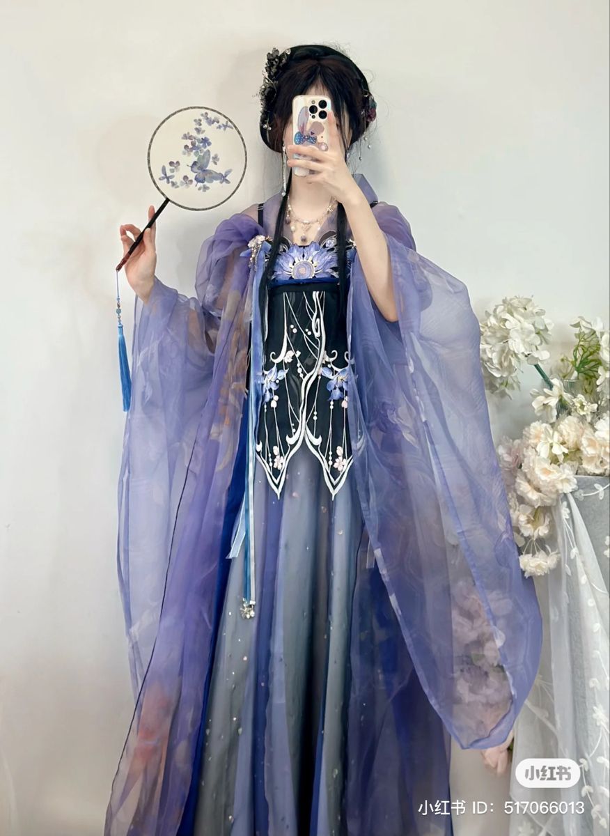 The Splendor of Green Hanfu Ming-Style Clothing:A Journey Through Traditional Chinese Elegance