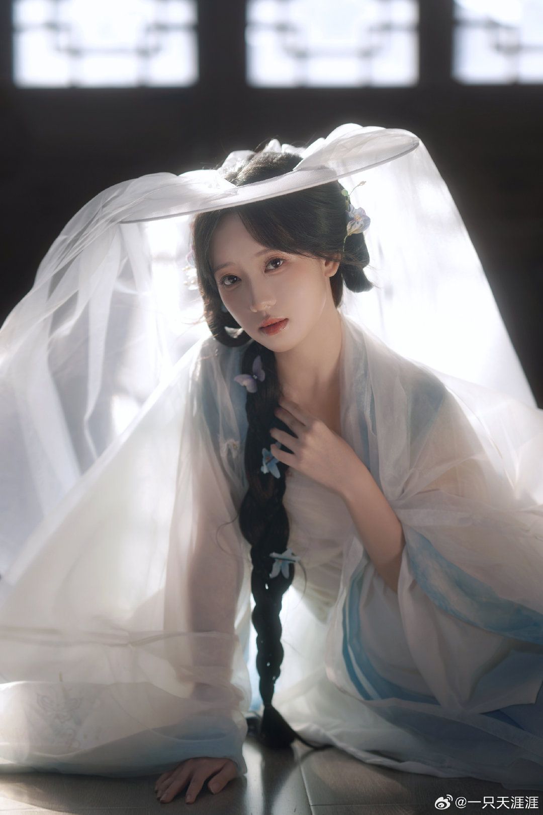 Ethereal Beauty in Traditional Chinese Fashion:The Enchanting World of Hanfu for Women Ethereal Beauty in Traditional Chinese Fashion:The Enchanting World of Hanfu for Women