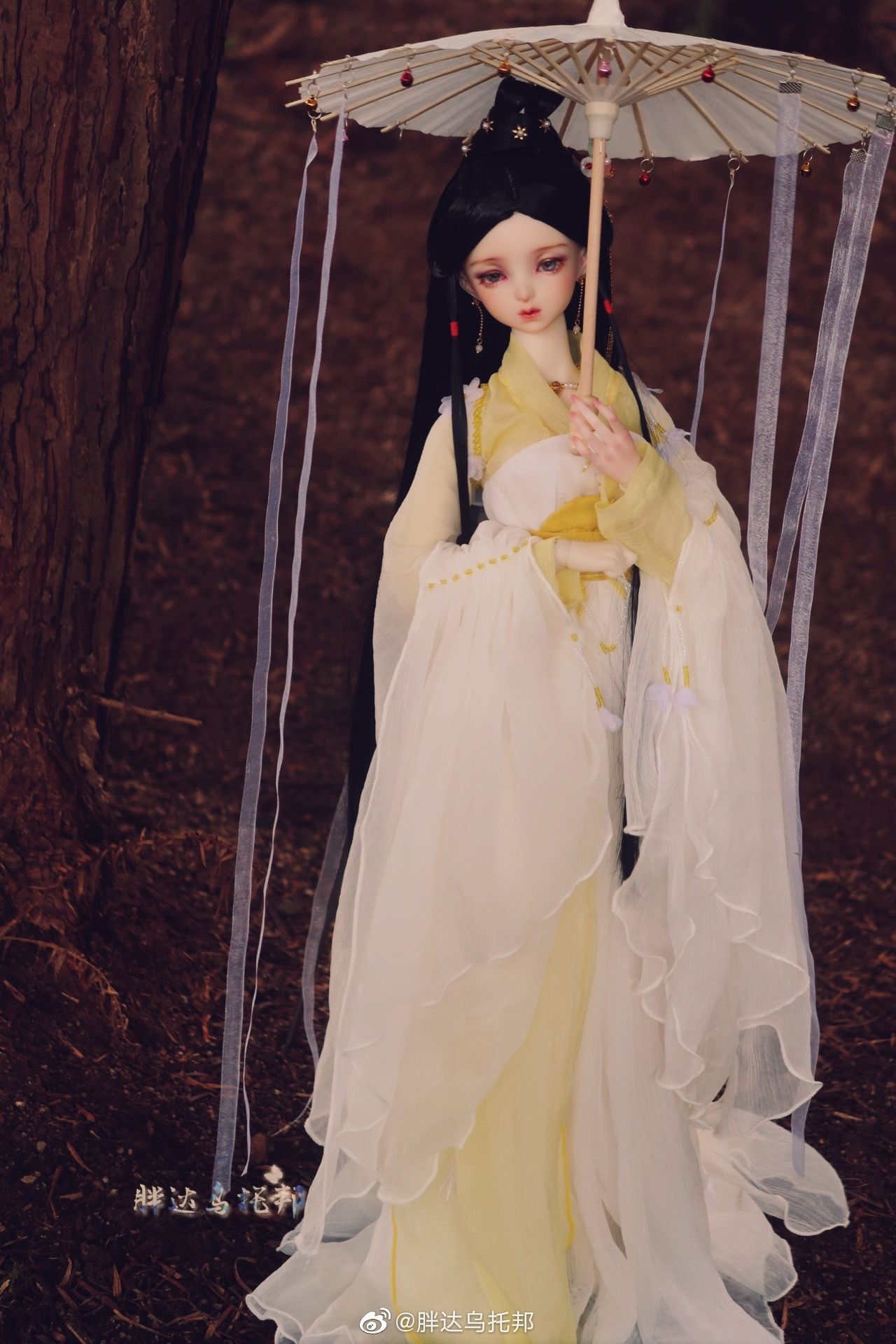 The Royal Childs Minstrel:The Story of Horseface Skirt in Traditional Chinese Royalty