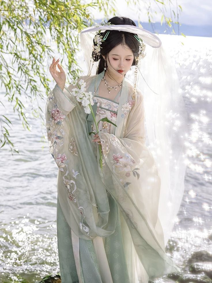 New Chinese-Style Pink Cheongsam as a Toast-Wearing Long-Sleeve for Autumn Winter Collection New Chinese-Style Pink Cheongsam as a Toast-Wearing Long-Sleeve for Autumn Winter Collection