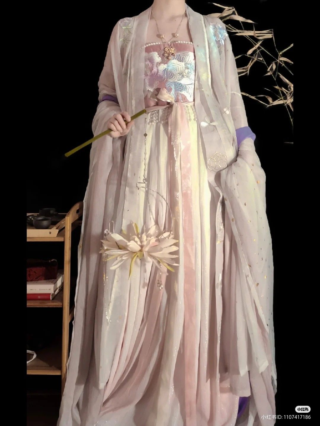 Maternal-Daughter Bonding Through Traditional Horseface Skirt:The Story of a Qipao Journey Maternal-Daughter Bonding Through Traditional Horseface Skirt:The Story of a Qipao Journey
