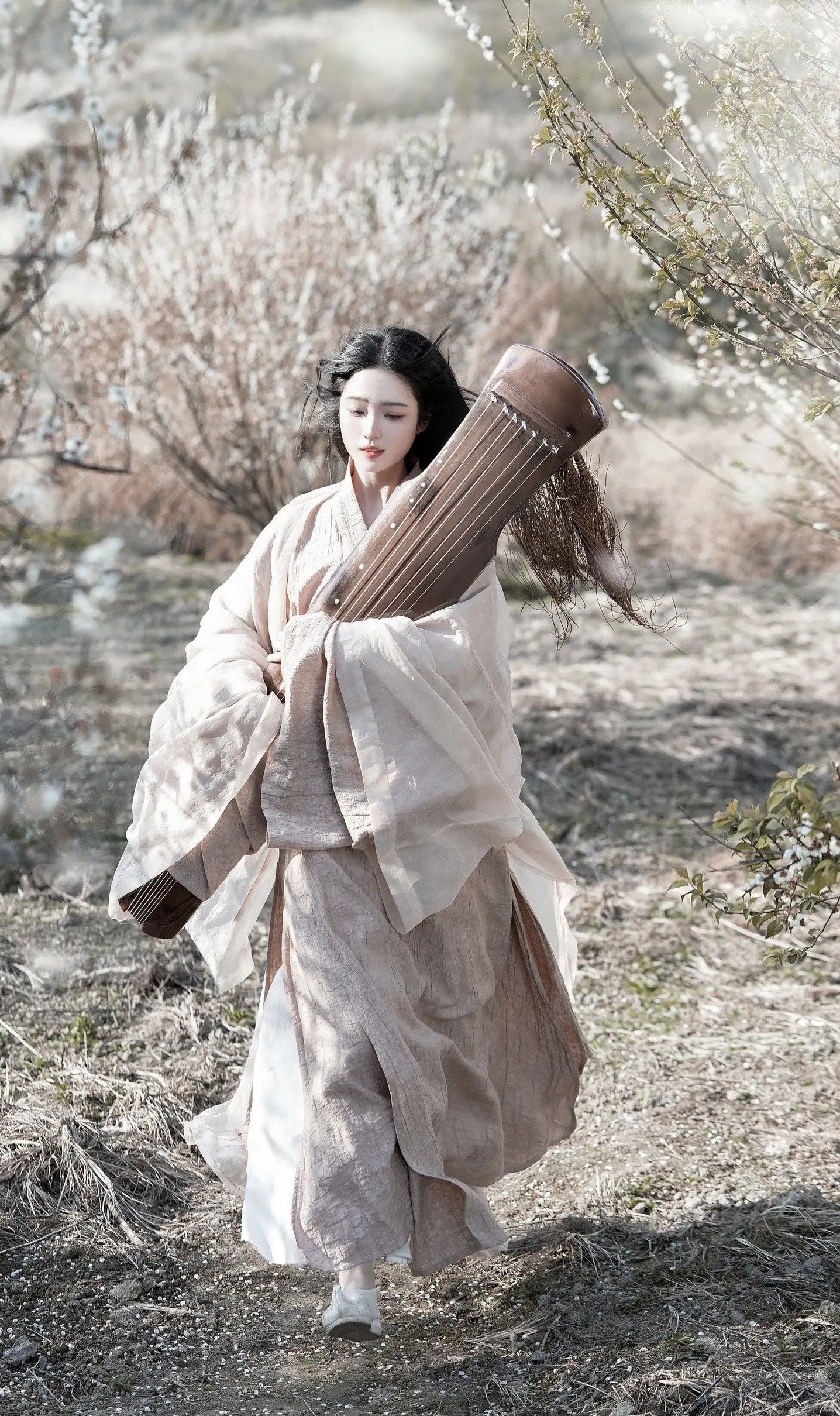 Chinese-Style Girls Hanfu Fashion:Embracing Traditional Elegance in Childrens Wear
