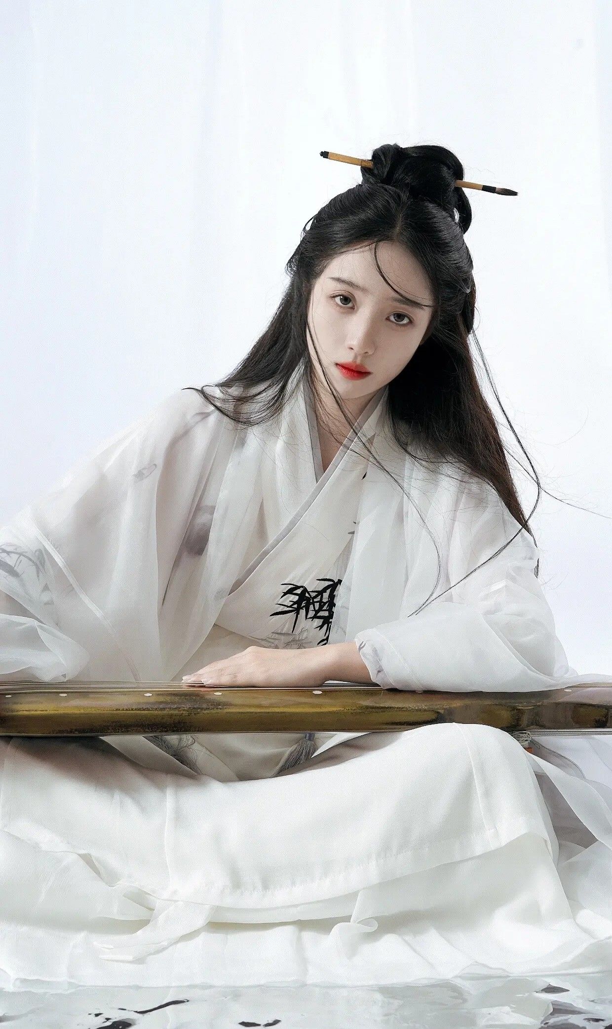 The Magnificent Empress:Ancient Hanfu Queens in Chinese History