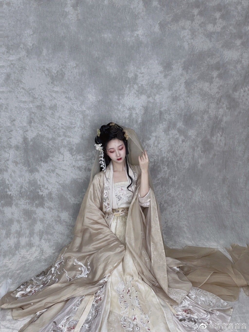 The Enchantment of a Sweet Girl in a Cheongsam