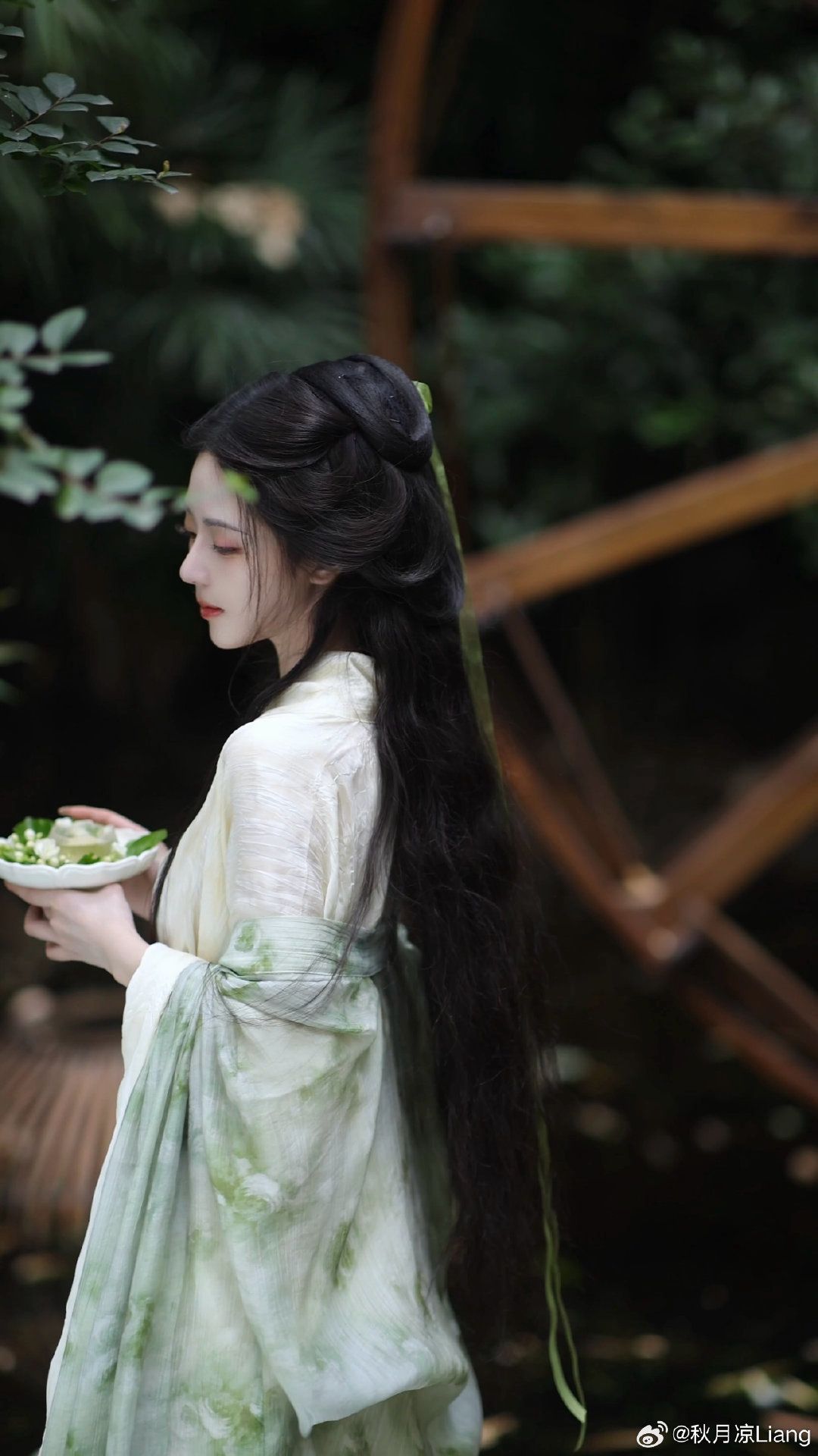 Summer 2023:Exploring the World of Girls Hanfu Fashion