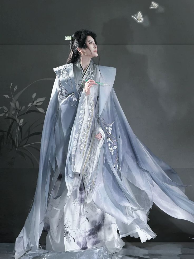 The Red Hanfu:A Womans Wish in the Realm of Traditional Chinese Apparel The Red Hanfu:A Womans Wish in the Realm of Traditional Chinese Apparel