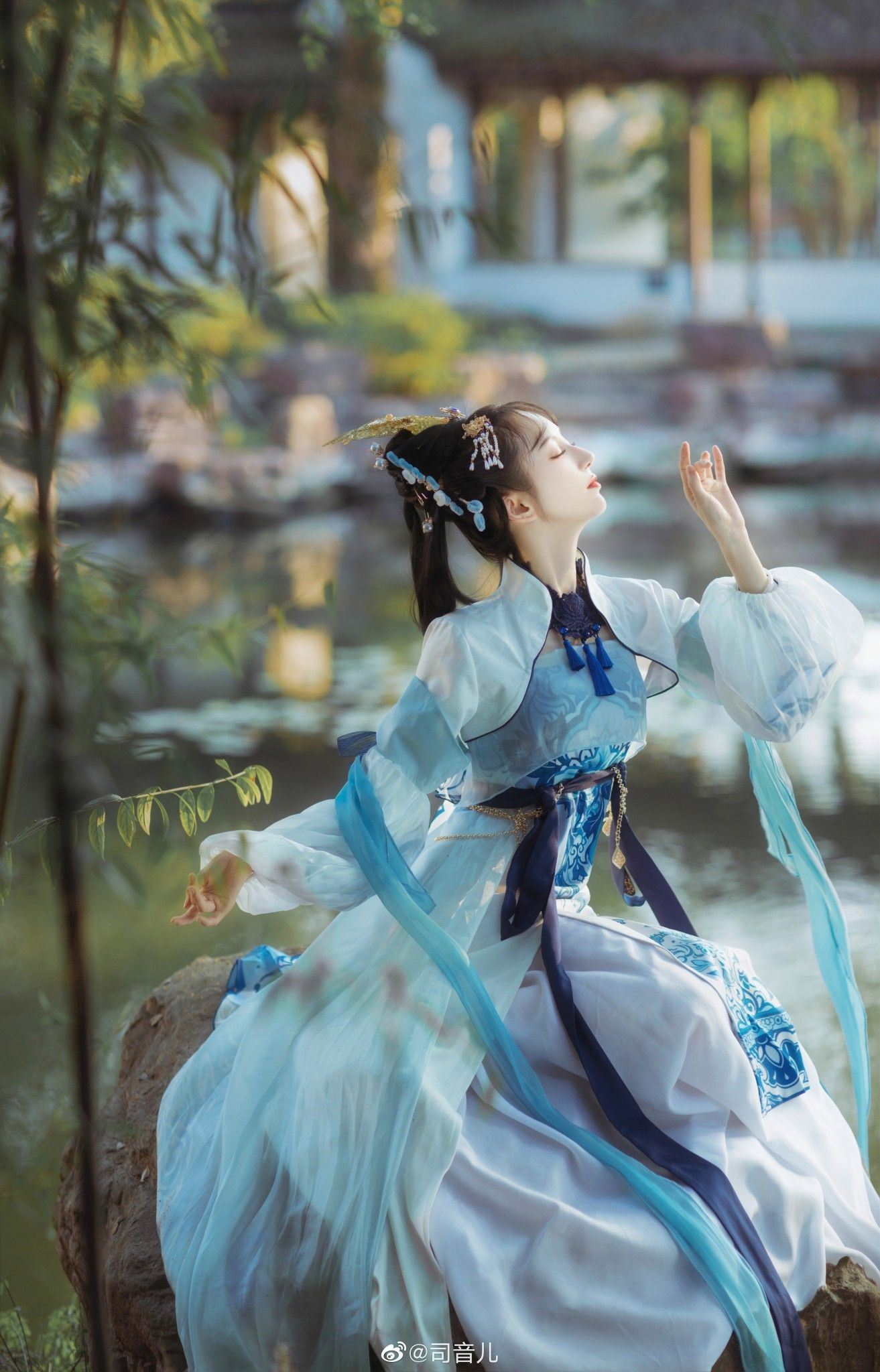 Mystery Bags for Authentic Hanfu Costumes:A Complete Set Exploration