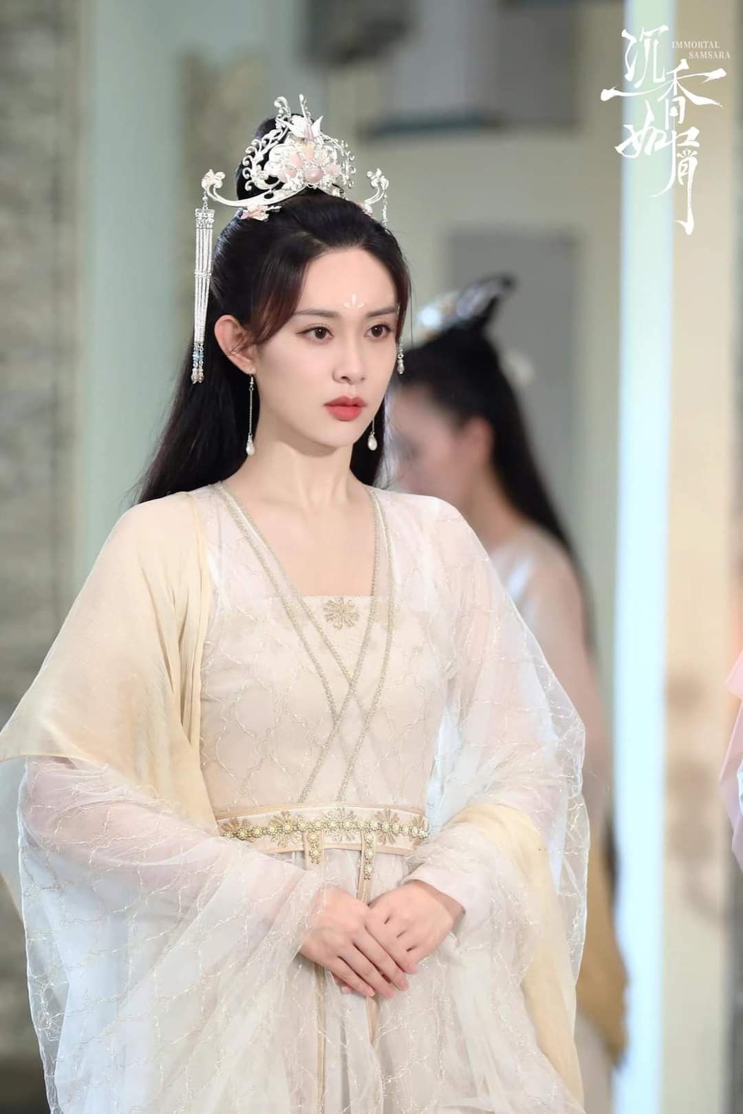 Ancient Style Girls Hanfu Dress:The Charm of Traditional Long Skirts for 12-Year-Old Girls