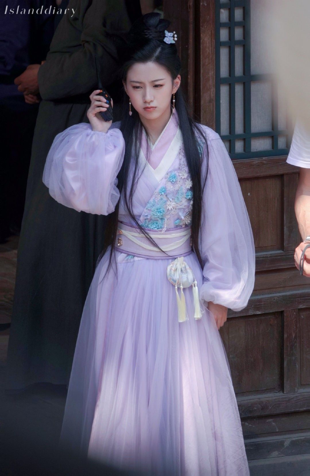 The Rise of Hanfu Flat-Bottomed Wedding Shoes:A Blend of Tradition and Modern Comfort The Rise of Hanfu Flat-Bottomed Wedding Shoes:A Blend of Tradition and Modern Comfort