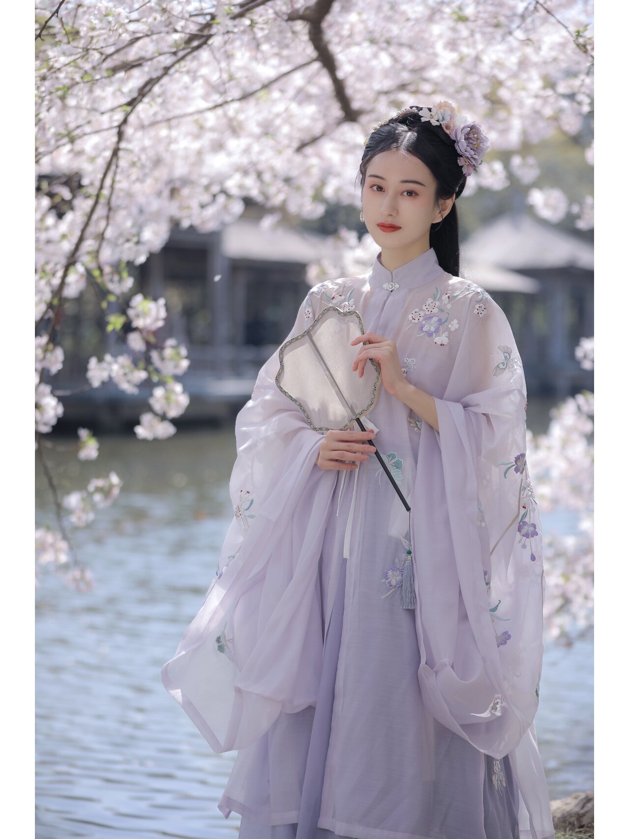 Modernizing Traditional Hanfu:Plus-Size改良汉服连衣裙的时尚演绎 Modernizing Traditional Hanfu:Plus-Size改良汉服连衣裙的时尚演绎