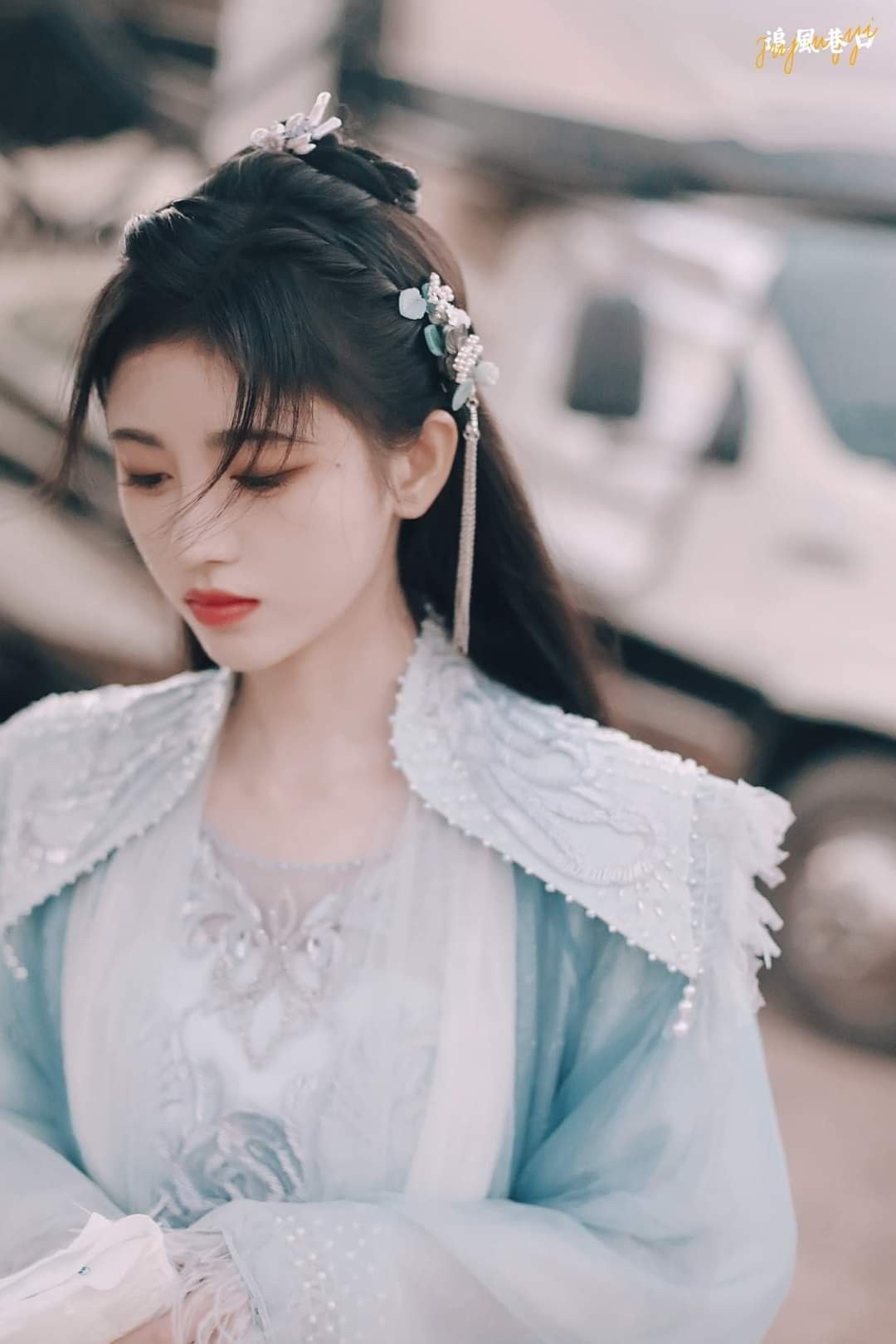 Ancient Hanfu Elegance:A Supernatural Fairy Tale of a Gowned Goddess Ancient Hanfu Elegance:A Supernatural Fairy Tale of a Gowned Goddess