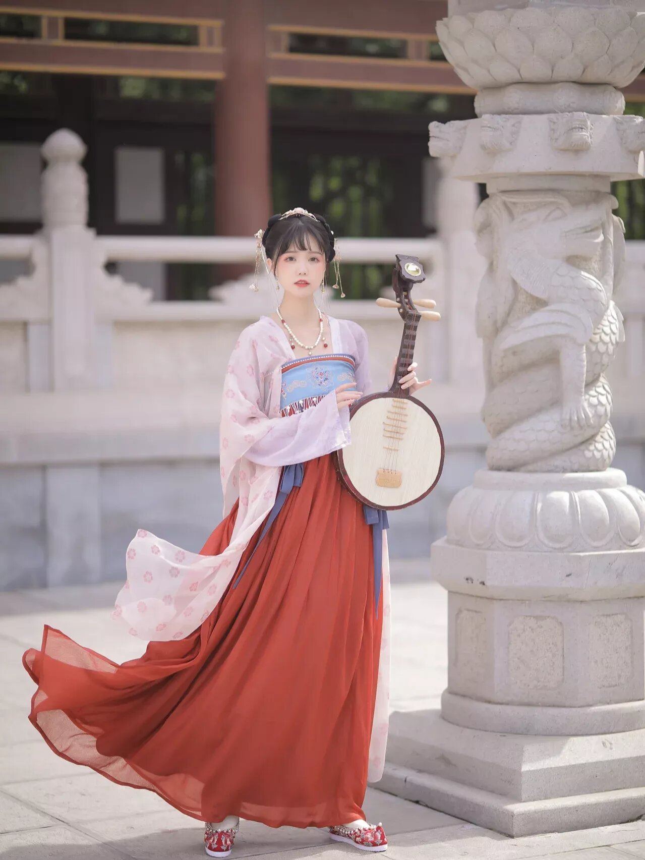 Womens Spring and Autumn Coats Pairing with Horseface Skirts:Fashion Trends and Styling Tips Womens Spring and Autumn Coats Pairing with Horseface Skirts:Fashion Trends and Styling Tips