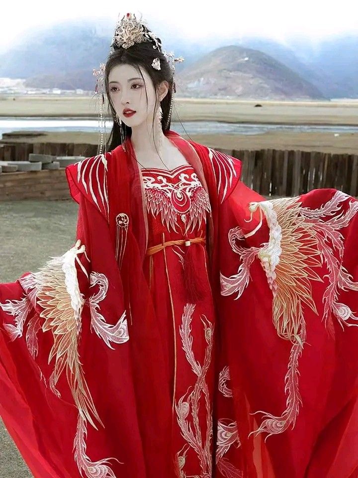 Ancient Charm Meets Modern Student:The Rise of Hanfu Costumes in High School for Female Students Ancient Charm Meets Modern Student:The Rise of Hanfu Costumes in High School for Female Students