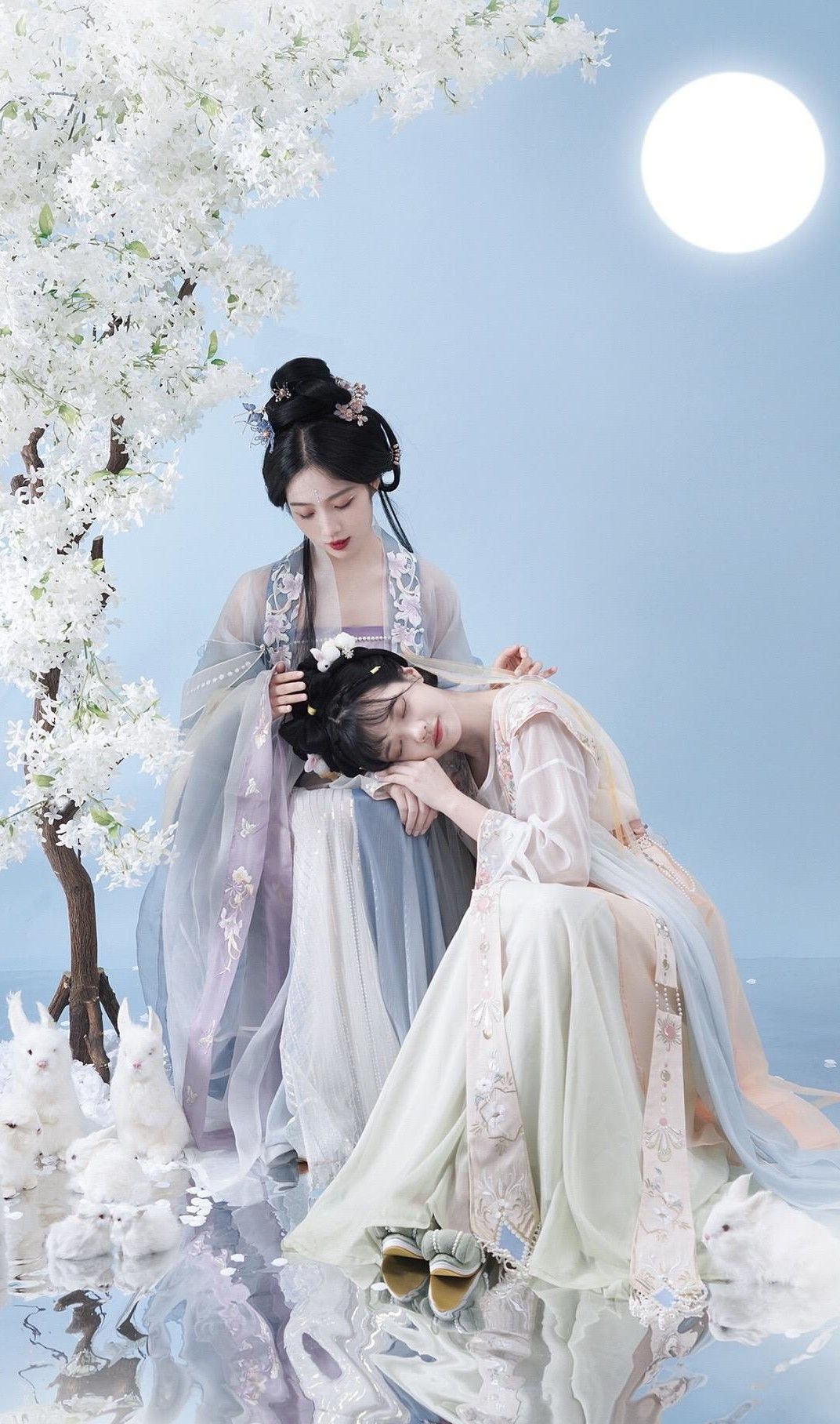 Yao Yao:The World of Hanfu Children in Traditional Chinese Splendor