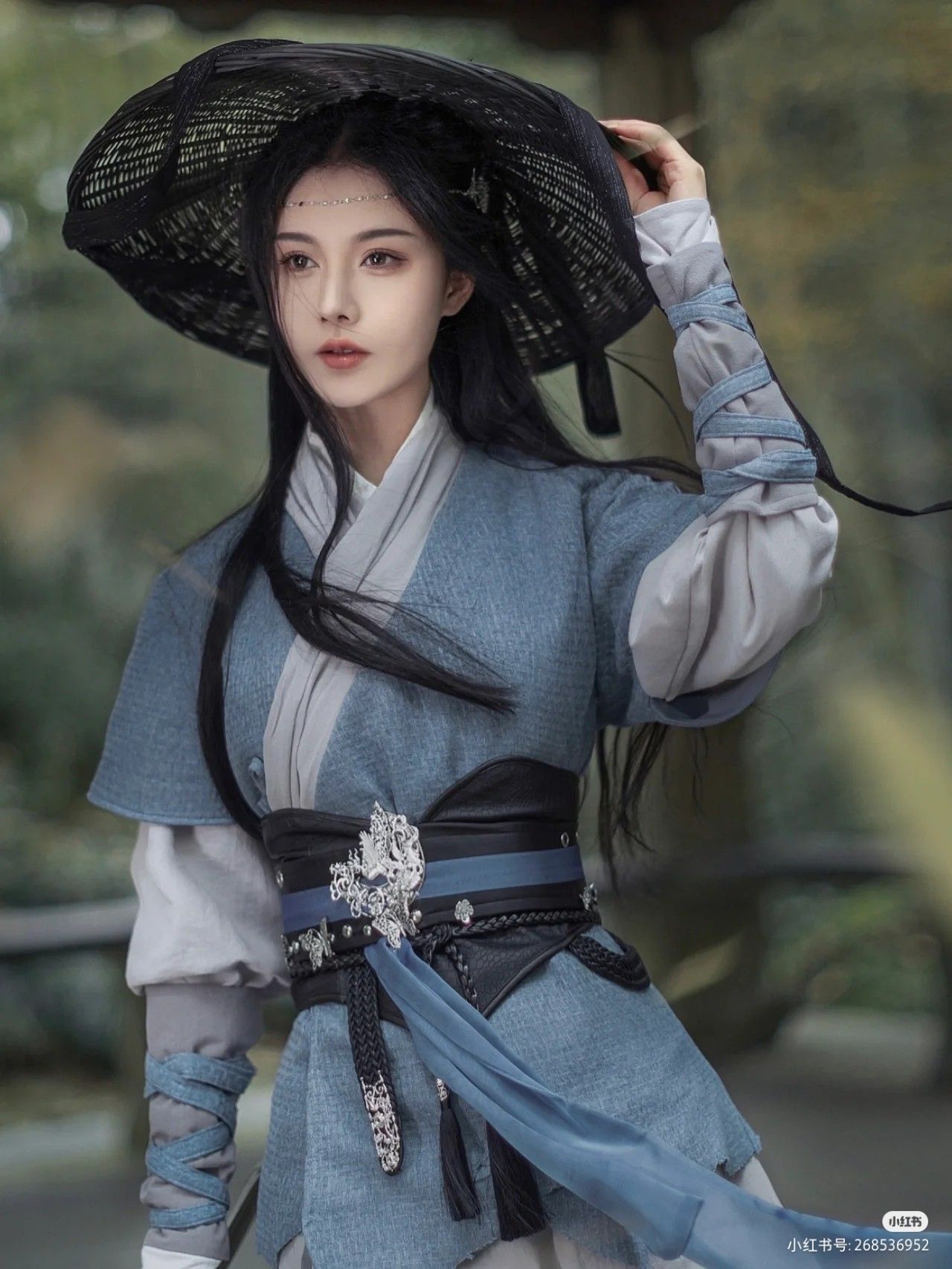 Embracing the New Sino-Style:The Charm of Ma-Face Skirts and Their Accessories Embracing the New Sino-Style:The Charm of Ma-Face Skirts and Their Accessories