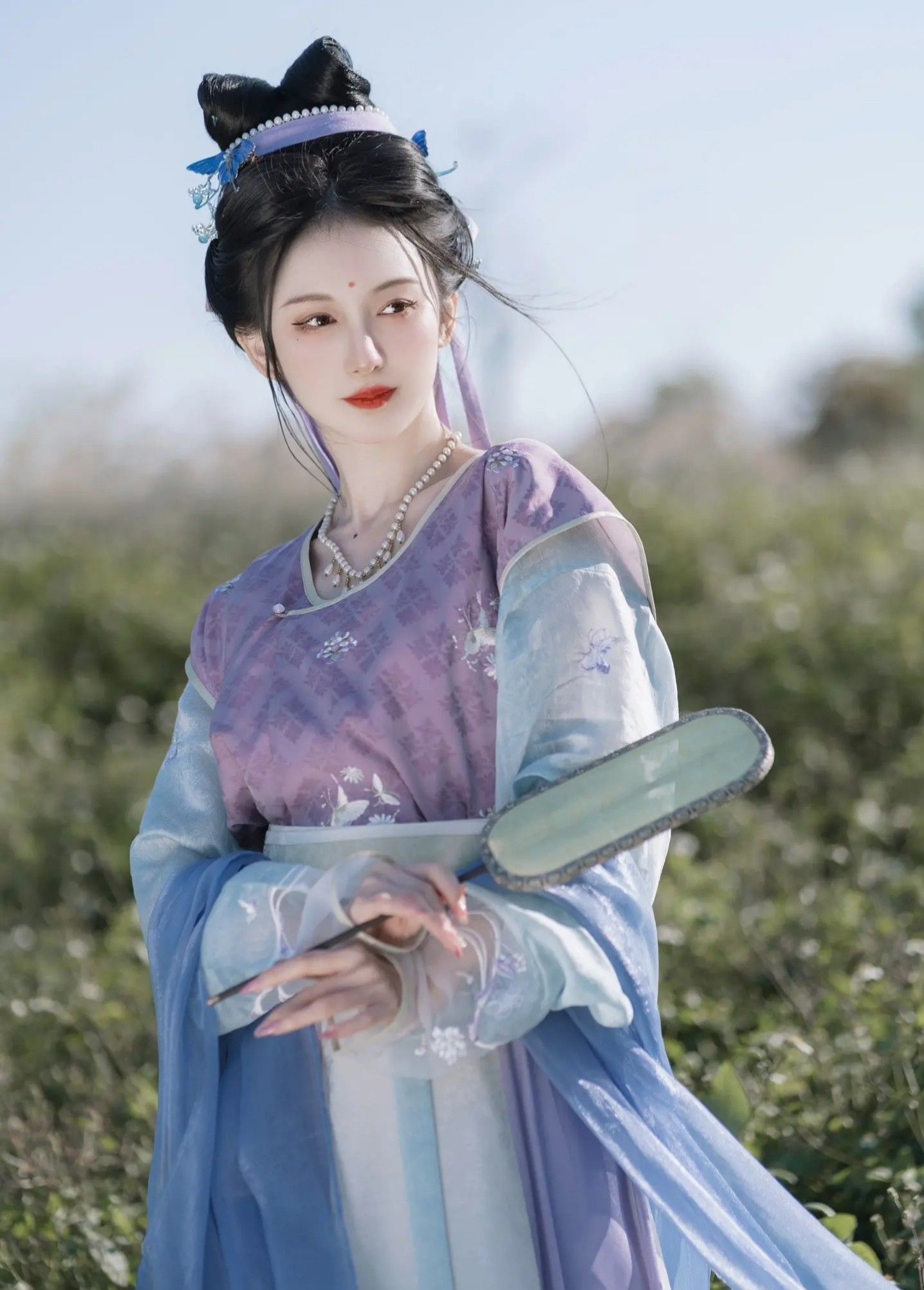 Luxury Silk Velvet Cheongsam:A Blend of Tradition and Elegance Luxury Silk Velvet Cheongsam:A Blend of Tradition and Elegance