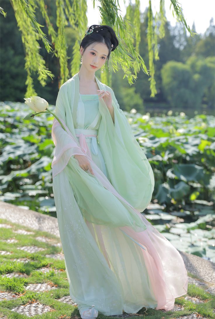 Classical Dance Costumes for Autumn-Winter:The Allure of Traditional Cheongsam Dancewear Classical Dance Costumes for Autumn-Winter:The Allure of Traditional Cheongsam Dancewear