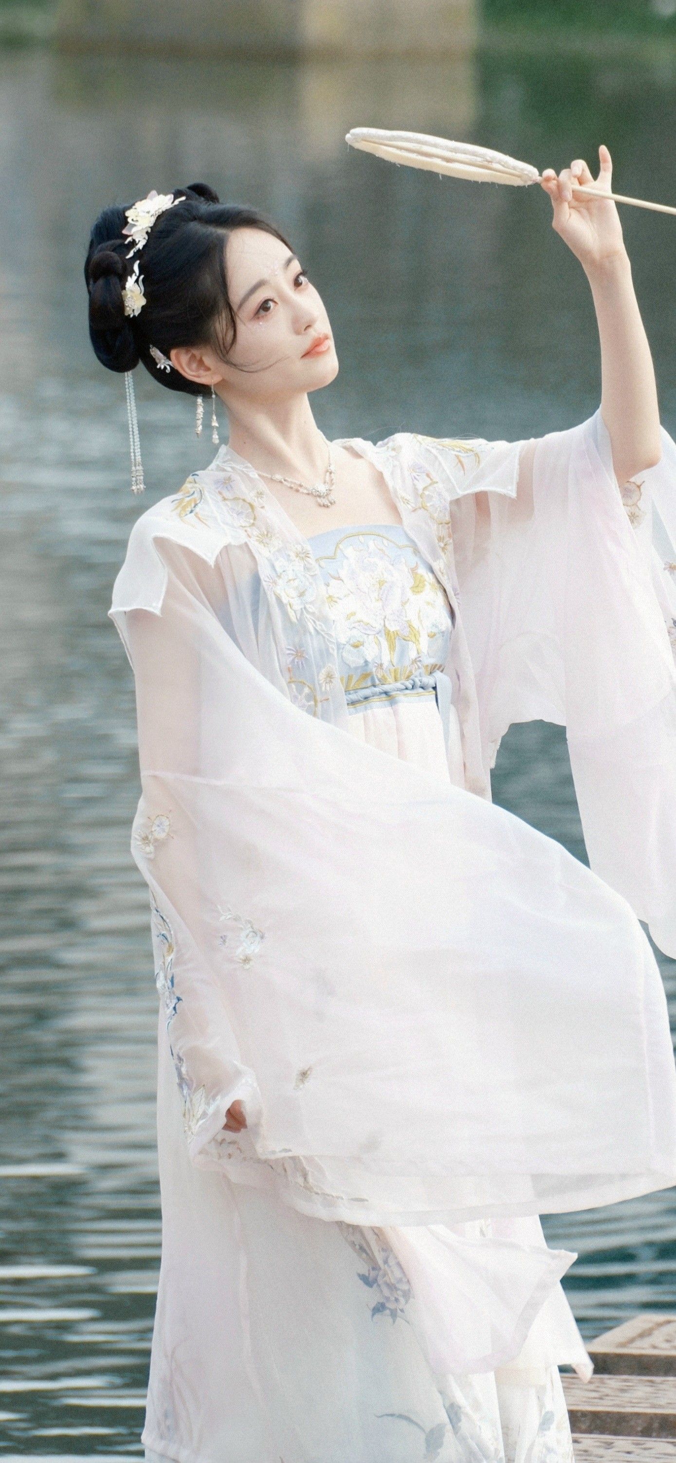 Autumn Fashion Trends:Traditional Tang Suit for Women