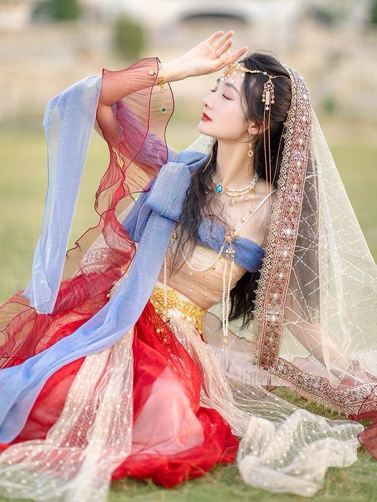 Elegant Horseface Skirt for Little Girls:A Glimpse into Ancient Chinese Fashion