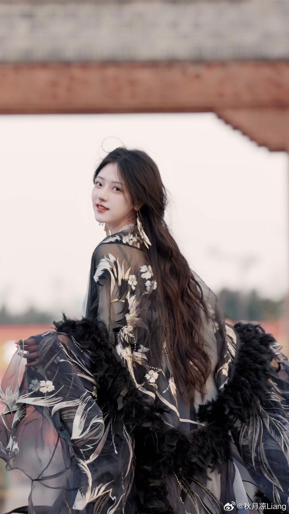 The Scholarly Charm of Hanfu:Exploring the Bookish Elegance of Traditional Chinese Clothing The Scholarly Charm of Hanfu:Exploring the Bookish Elegance of Traditional Chinese Clothing