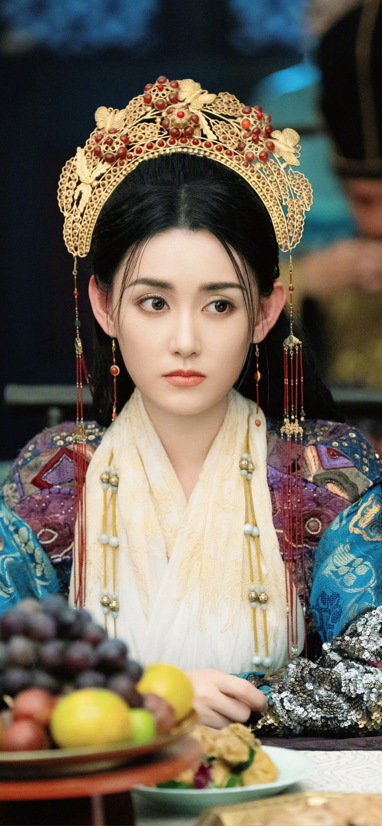 Red Hanfu Headdress for Girl Children:A Glimpse into the Splendor of Traditional Chinese Costume