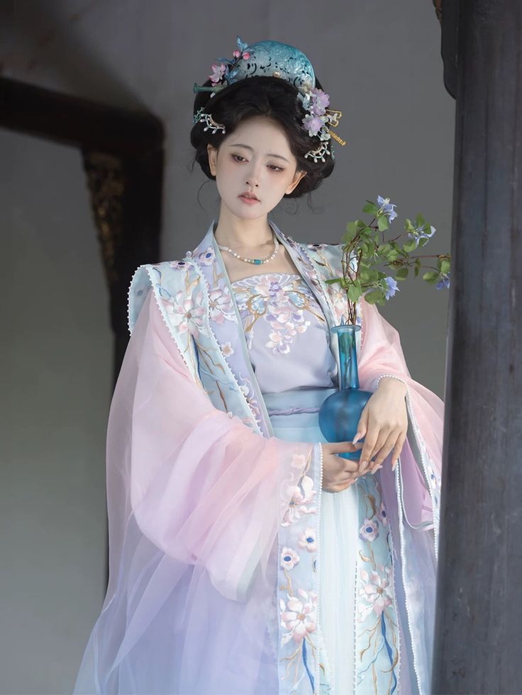 Winter Wedding Shoes for Hanfu Fashion:Elevating Comfort and Style Winter Wedding Shoes for Hanfu Fashion:Elevating Comfort and Style