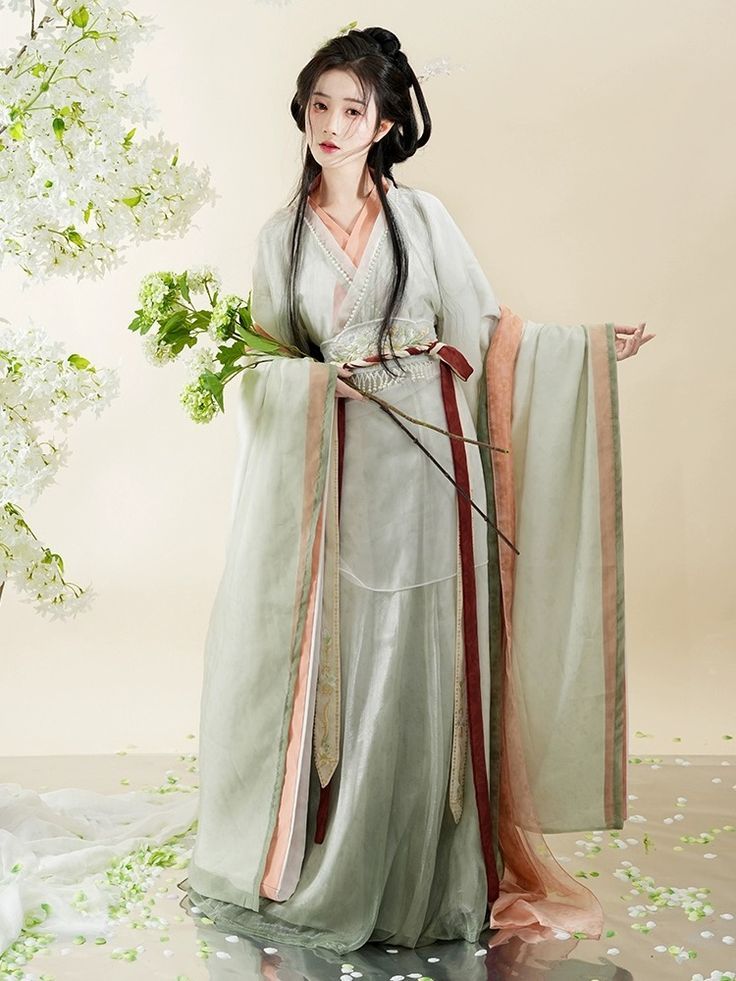 Ancient Hair Ornaments and Hairpins:A Journey Through Traditional Chinese Costume Accessories